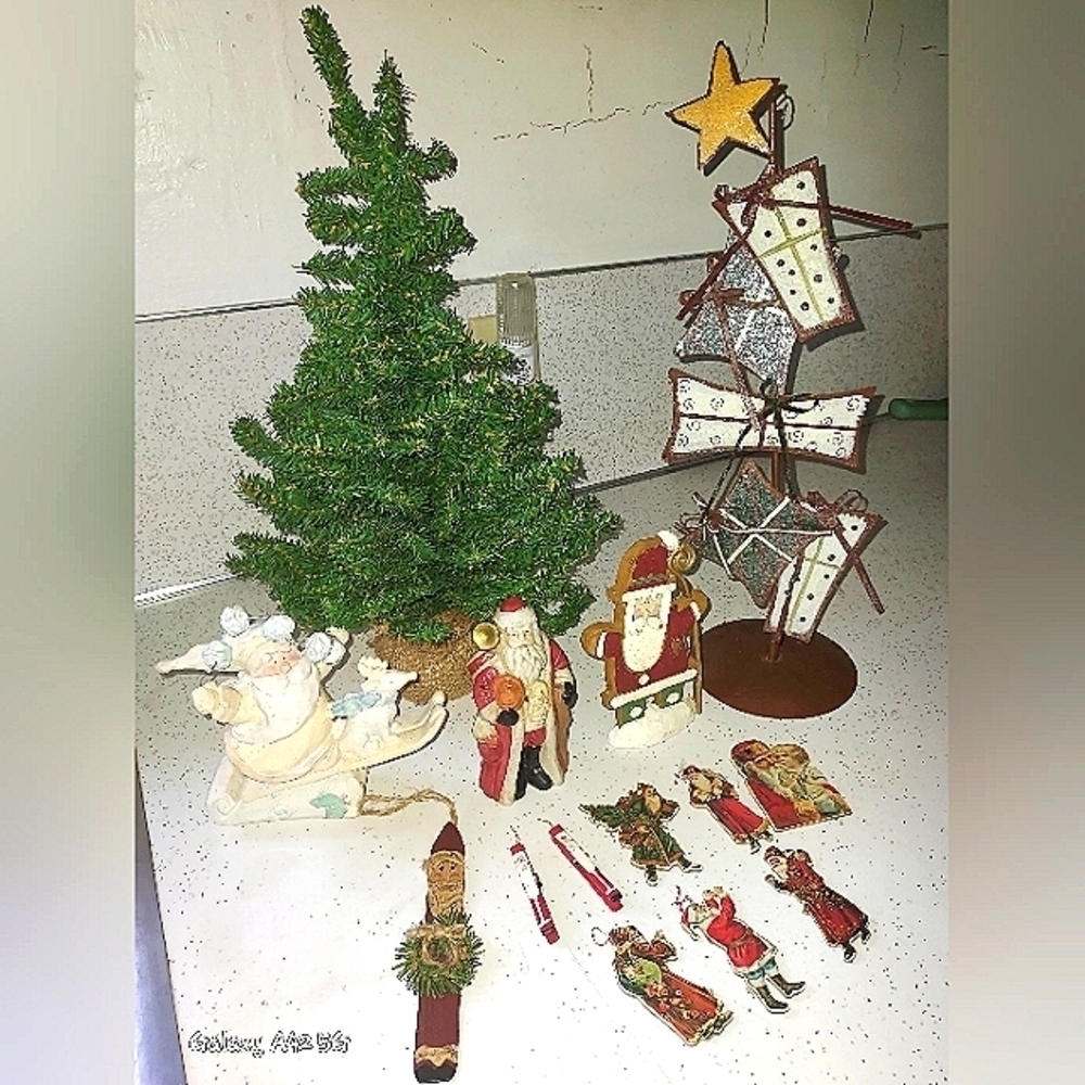 Vintage Christmas Holiday Home Decor Bundle